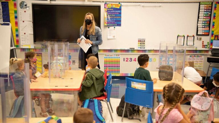 Masking in classrooms decreases COVID outbreaks, additional research shows