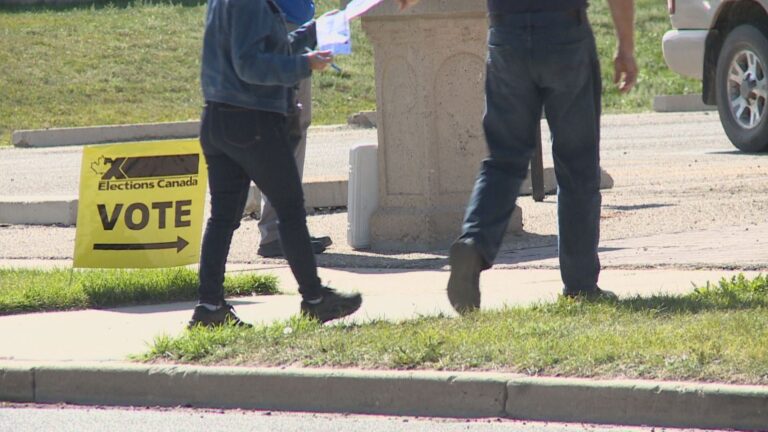 Lethbridge residents vote in 2021 federal election: ‘It took 10 minutes’