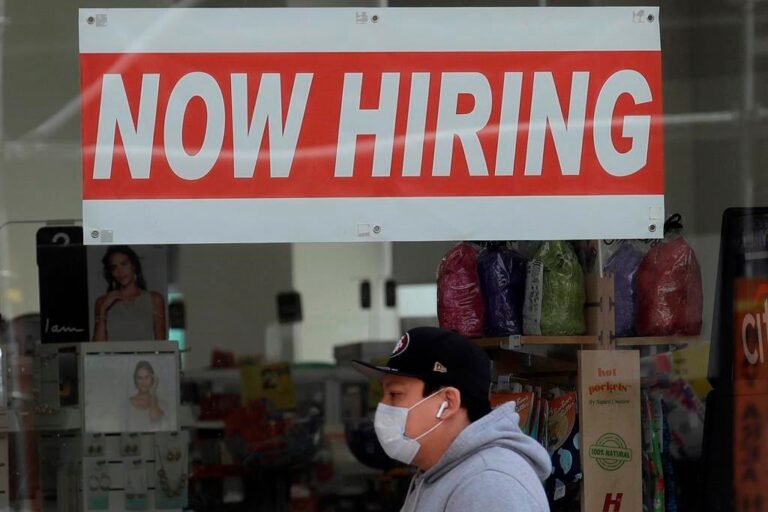 Hiring in U.S. slows as Delta variant hits travel and tourism sector