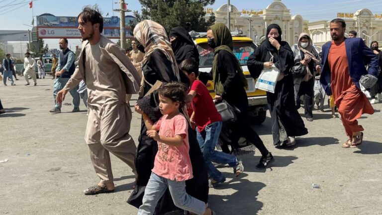 Inside State Department officials’ scramble to rescue Americans, Afghan partners