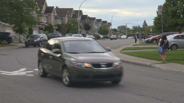 Near-miss car crash in Laval has residents calling for traffic calming measures