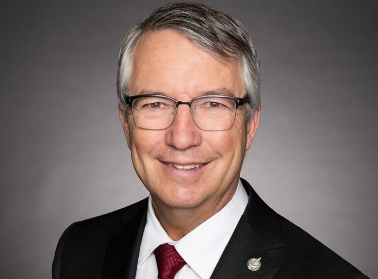 Canada election: Lloyd Longfield re-elected to 3rd term in Guelph