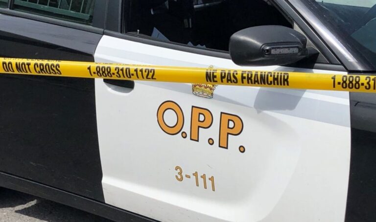Cyclist sent to hospital following hit and run in Orillia, Ont.