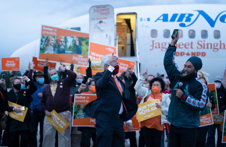 NDP Leader Jagmeet Singh makes final campaign push in battleground B.C.