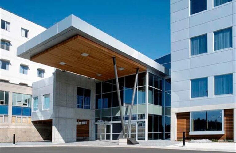 COVID-19 outbreak declared at Prince George hospital, 10 infected