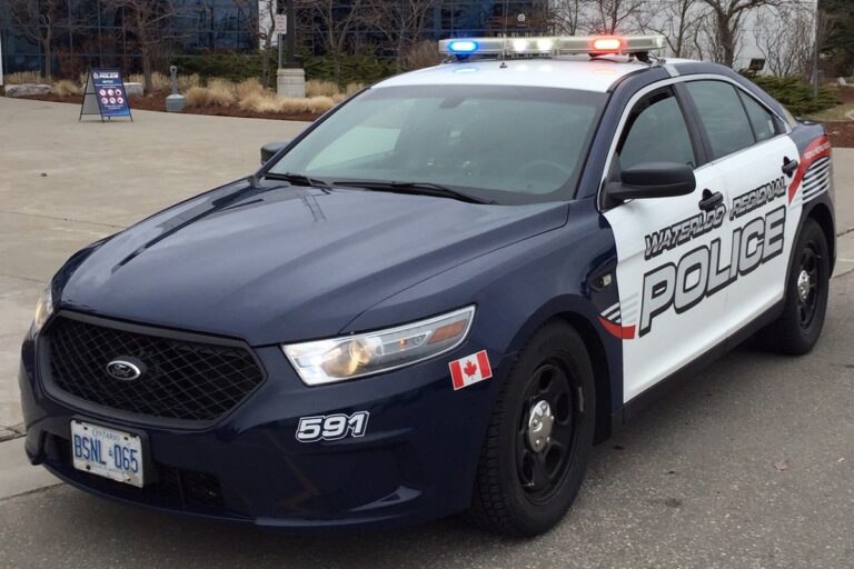 Cambridge man arrested in Waterloo after 3 girls chased