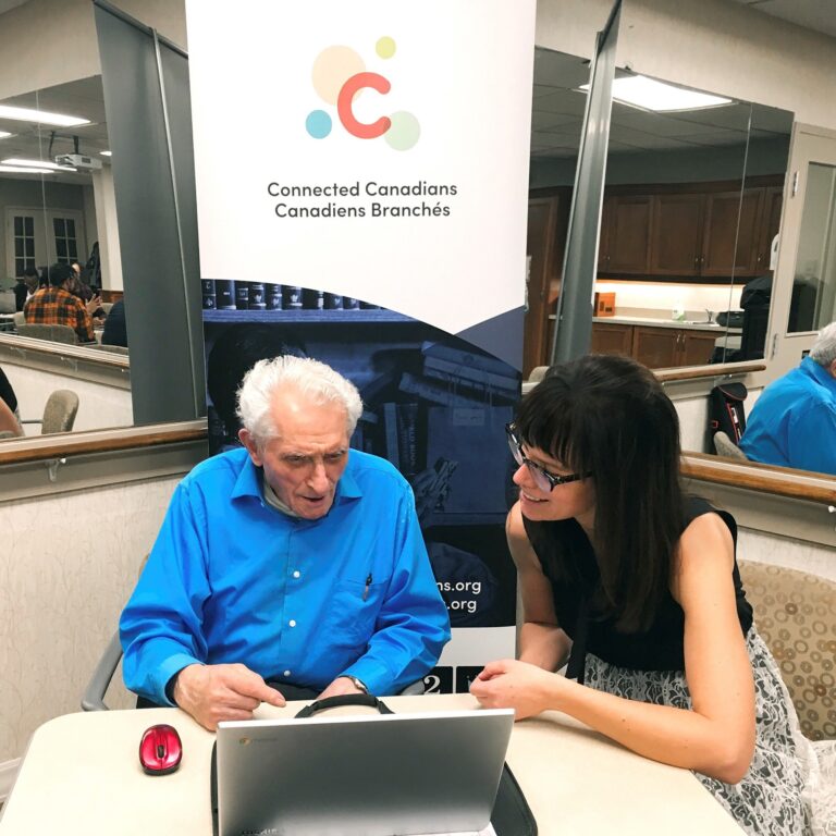 Tech-savvy volunteers show ‘whole new world’ to seniors on their cellphones and computers