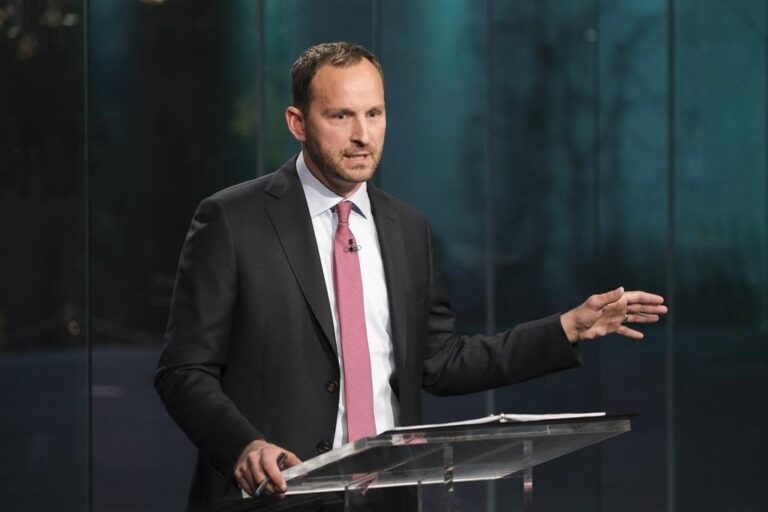 Ryan Meili will remain as Saskatchewan NDP leader