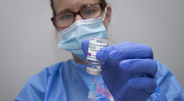 Pfizer seeks U.S. approval for kids COVID-19 vaccine, Canada awaits submission