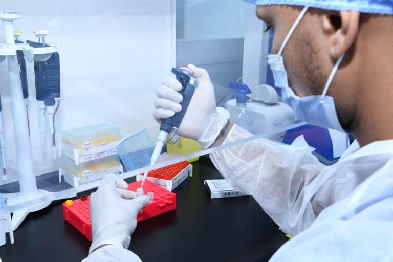 Ontario reports fewer than 500 new COVID-19 cases for 2nd straight day