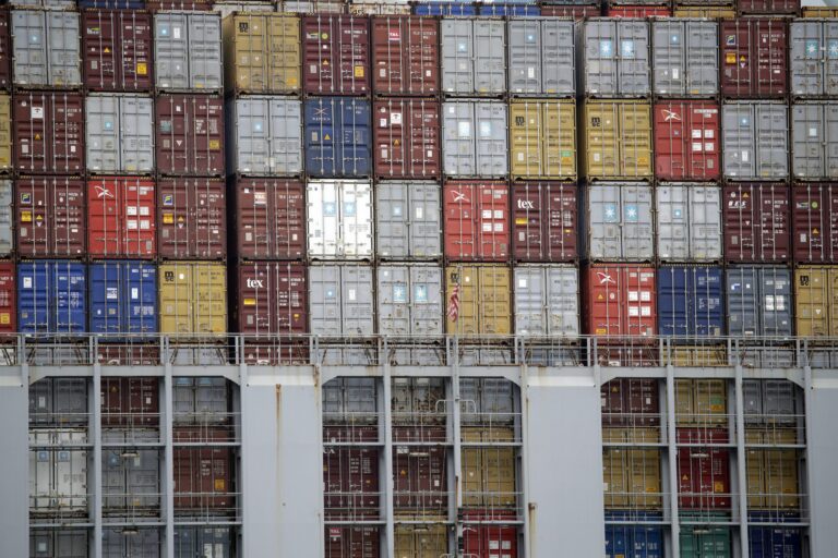L.A. port to operate 24/7 as U.S. aims to ease supply chain bottlenecks