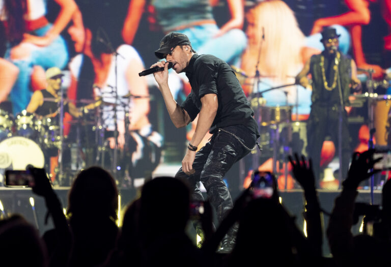 Enrique Iglesias, Ricky Martin resume concerts at Toronto’s Scotiabank Arena