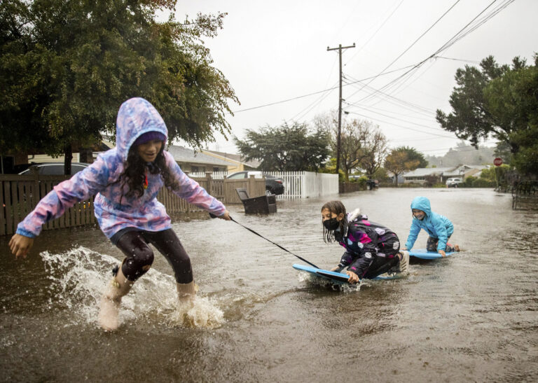 Massive storm leaves parts of California flooded, without power