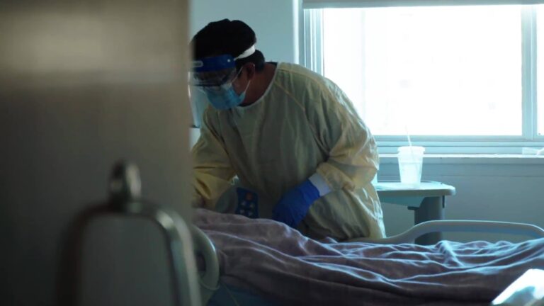 Canadian military nurses arriving in Alberta to help with COVID-19 fight