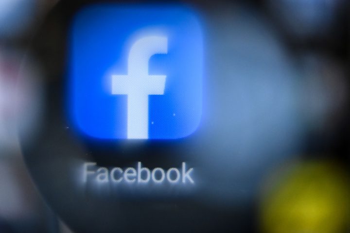 Facebook to hire 10,000 in European Union to help build online ‘metaverse’