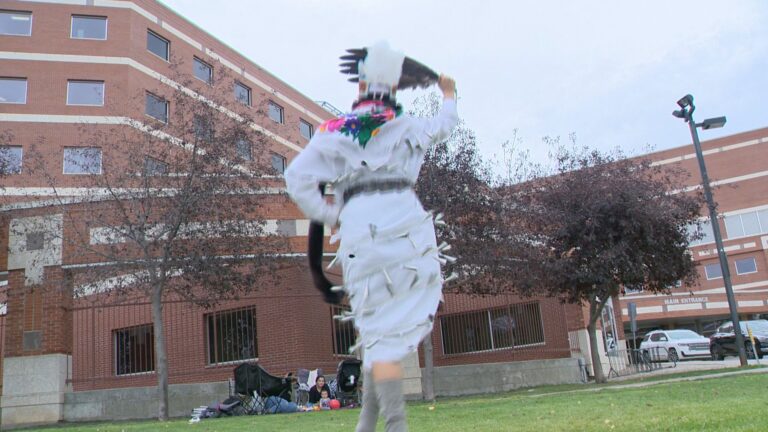 Indigenous teens performing Jingle Dress Dances for COVID-19 patients receive gift for efforts