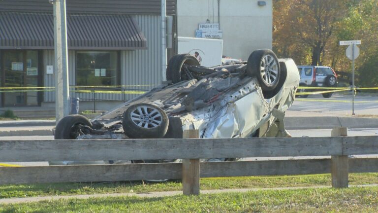 Suspect fleeing police led to fatal Provencher Boulevard crash: WPS