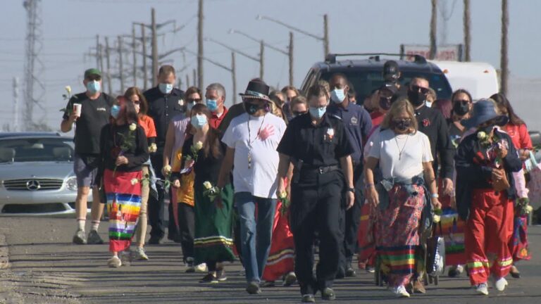 Regina police organize inaugural walk in support of ‘Sisters in Spirit’ vigil