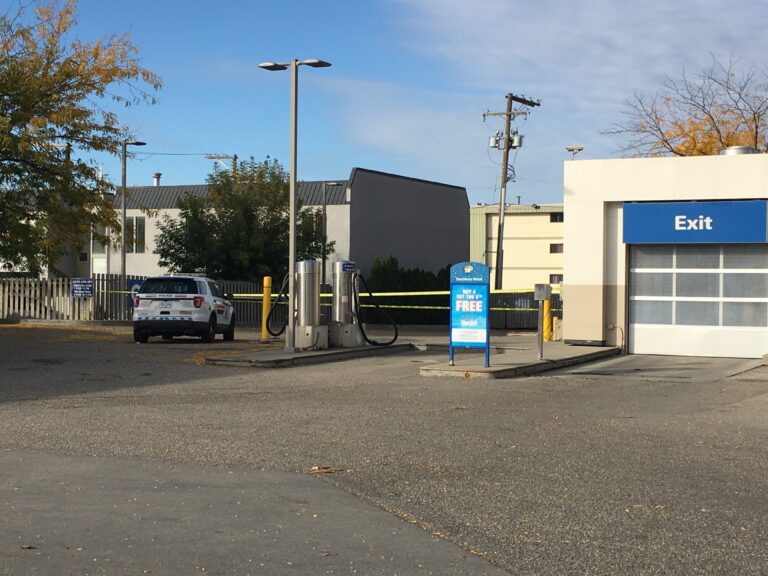 Vernon street cordoned off as RCMP summons explosive disposal unit