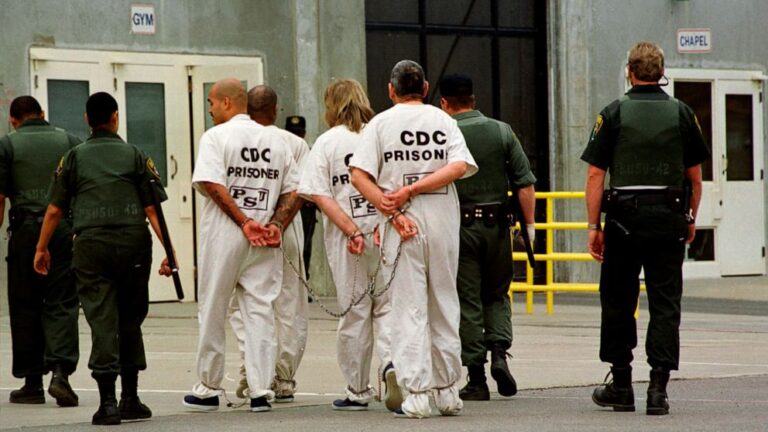 California prison guard died after reporting corruption