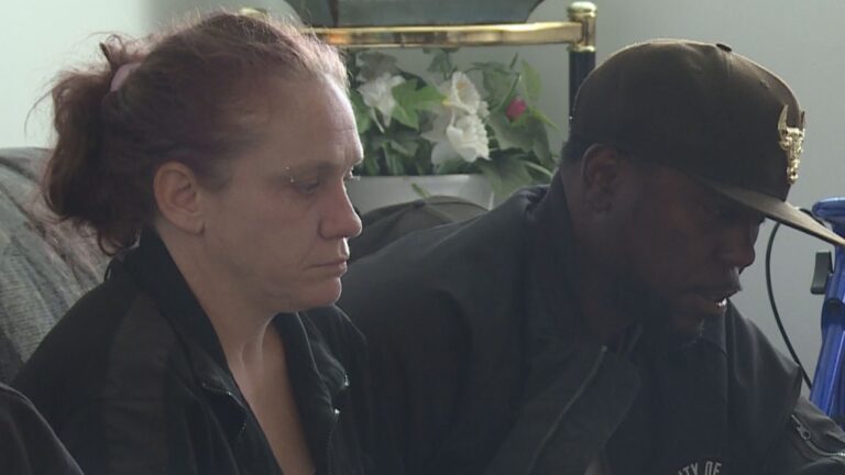 Alleged victims of stabbing attack say Montreal police failed to protect them