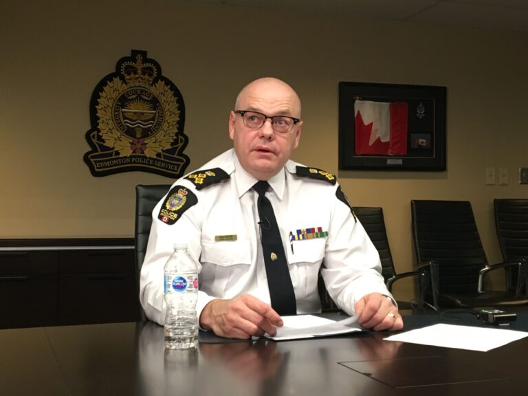 Edmonton police chief contract extended to 2026