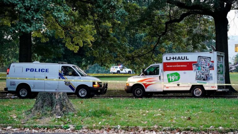 Employee shot dead at hospital, suspect injures 2 officers before capture
