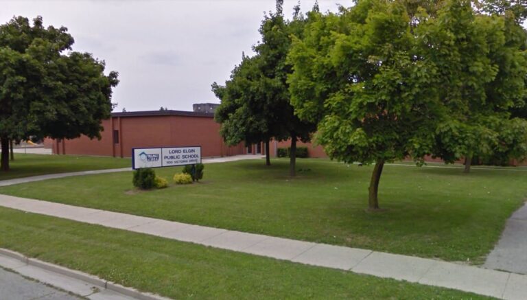 More COVID-19 cases extends closure of Lord Elgin P.S. in London, Ont.