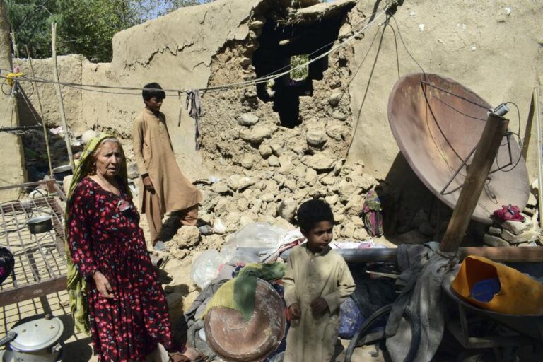 Powerful earthquake rocks southwest Pakistan, at least 20 dead