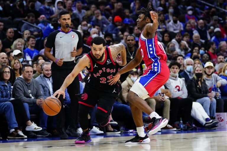 VanVleet fined by league for obscene gesture