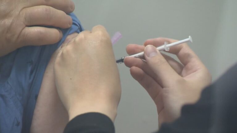 Amid B.C.’s plan for COVID boosters, new research suggests those doses may not be necessary yet
