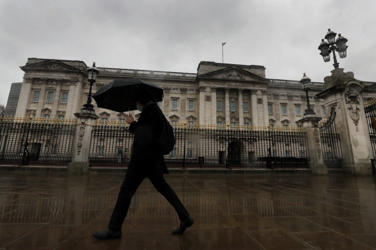 U.K. probes racial bias in medical devices due to disproportionate racialized COVID-19 deaths