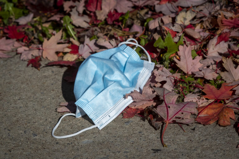 Ontario reports 438 new COVID-19 cases, 5 more deaths
