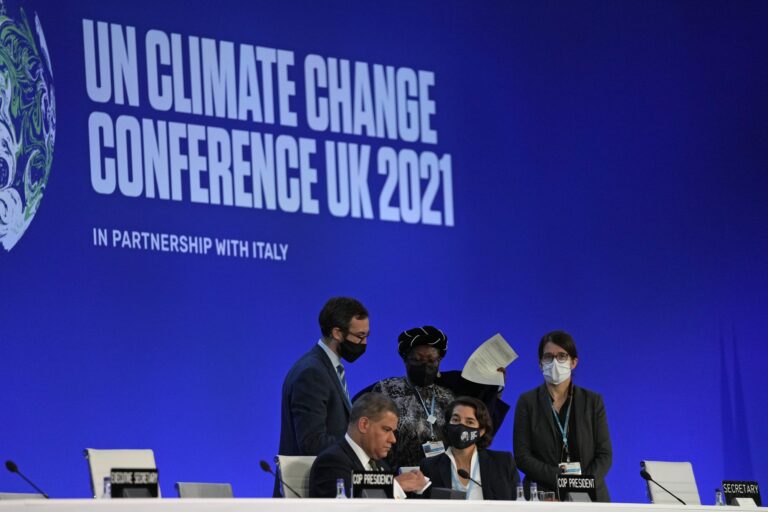 Nations struggling to reach consensus on climate pledges as COP26 summit wraps up