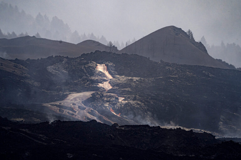 New lava speeds from La Palma volcano, threatening more damage to land