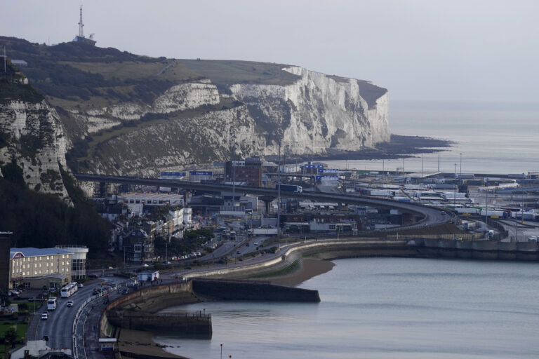 27 migrants dead after boat sinks crossing English Channel