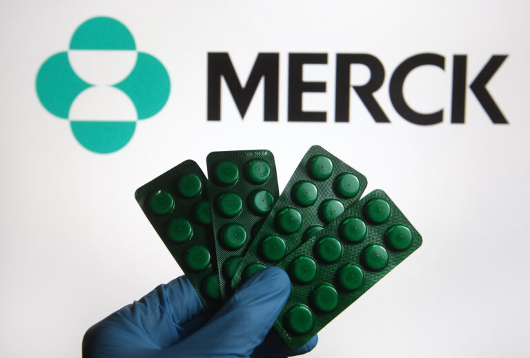 What are antiviral COVID-19 pills and how could they help?