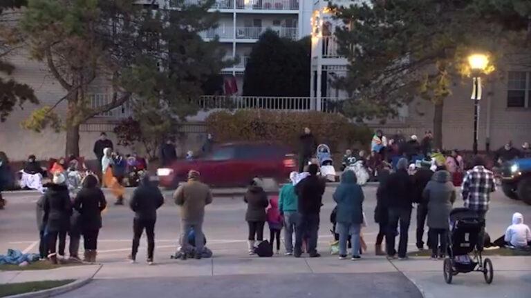 5 killed, 40 injured after SUV drives through Christmas parade in Wisconsin: police