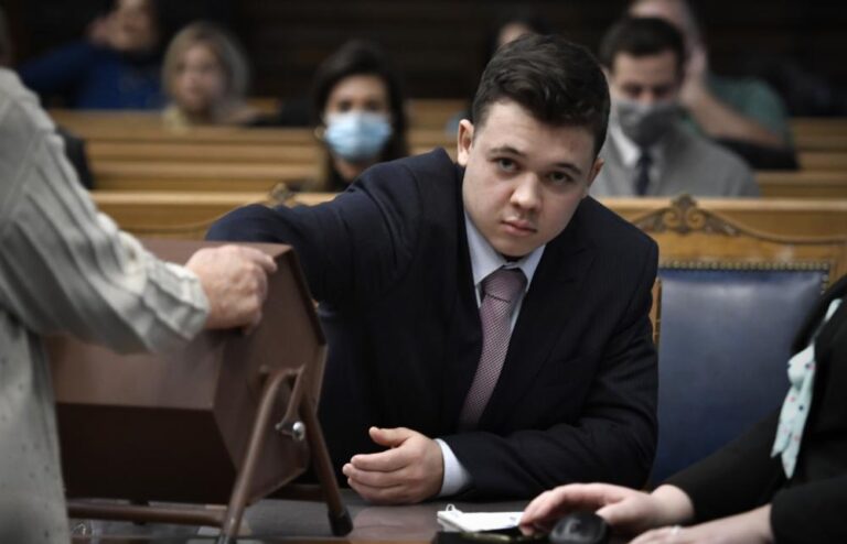 Kyle Rittenhouse: Jurors deliberate for 2nd day in murder trial