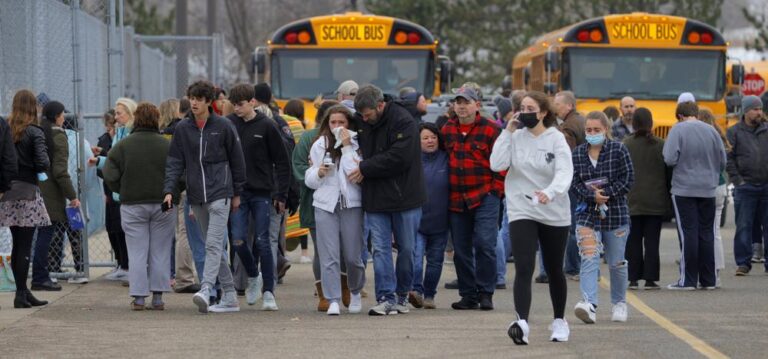 Michigan school shooting: 3 dead, 8 injured after student opens fire
