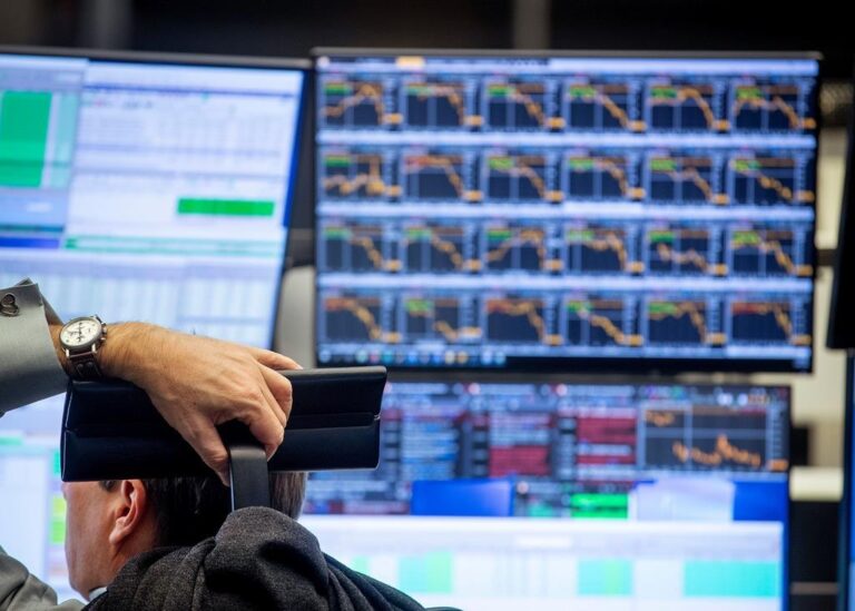New COVID-19 variant scare rattles global stock markets