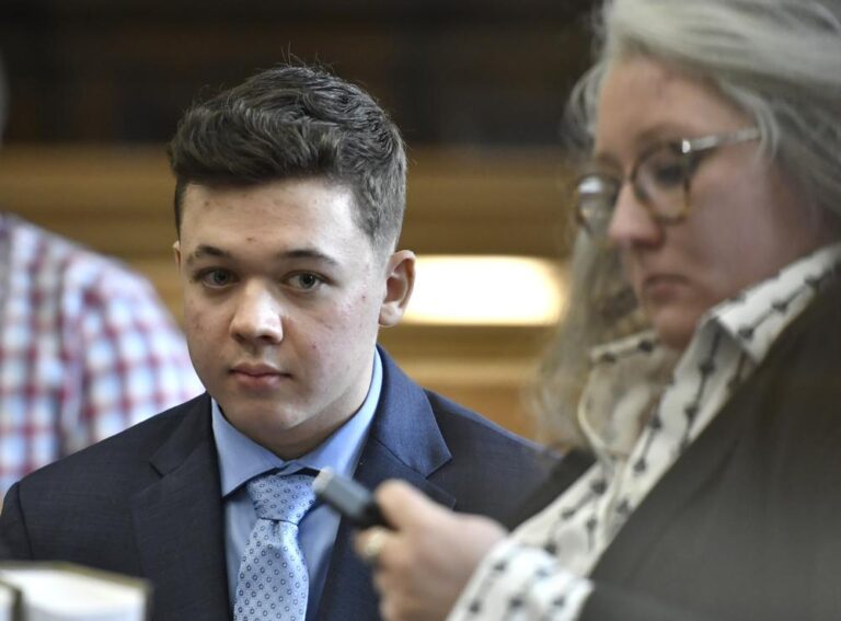 Trial of Kyle Rittenhouse, who shot and killed 2 protesters, set to begin