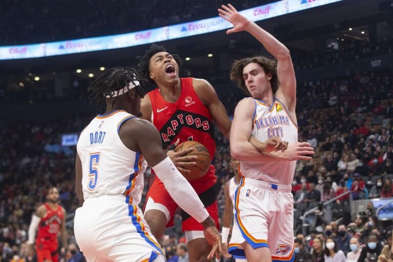 Gilgeous-Alexander, Dort lead Thunder over Raptors