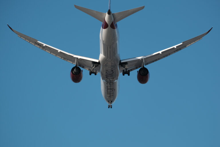 Flying to the United States? New COVID-19 testing rules start Monday