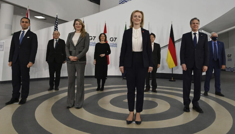 U.K. uses G7 meeting to call for unity against Russia over Ukraine concerns