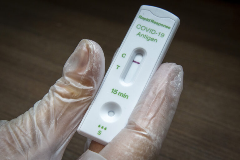 COVID-19 rapid tests aren’t always accurate. But they’re still useful, experts say