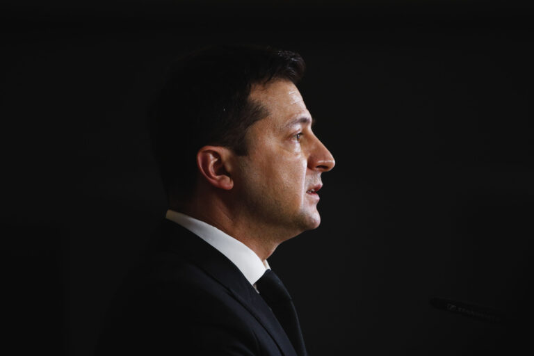 Ukraine urges Russia sanctions before, not after, possible invasion