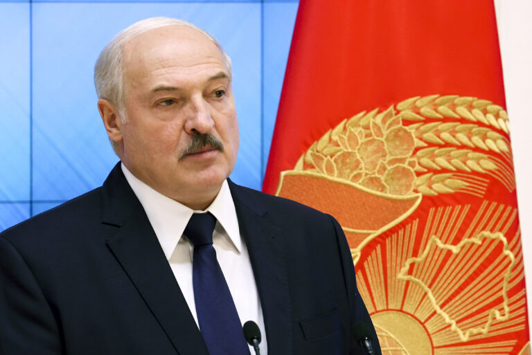 Belarus imposes ban on Canadian and other Western food imports