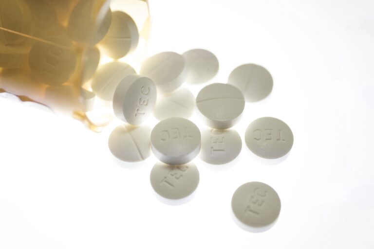 Liberals put 6-month pause on efforts to lower cost of patented medicines