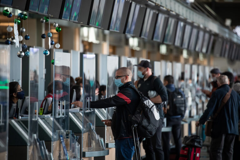 WestJet cancels 15% of flights amid Omicron COVID-19 staff shortage
